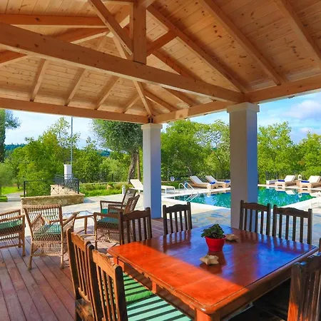 Achilleion Forest Villa *