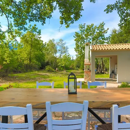 Achilleion Forest Villa Kynopiástai