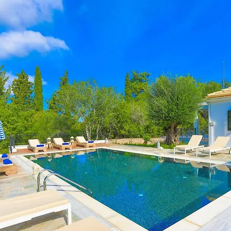 Achilleion Forest * Kynopiástai