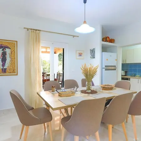 Achilleion Forest * Kynopiástai