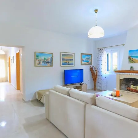 Villa Achilleion Forest Kynopiástai