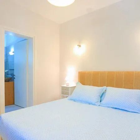 빌라 Achilleion Forest Kynopiástai