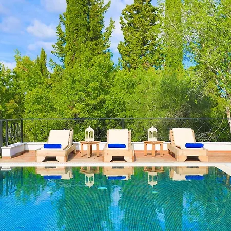 Achilleion Forest Βίλα Κυνοπιάστες