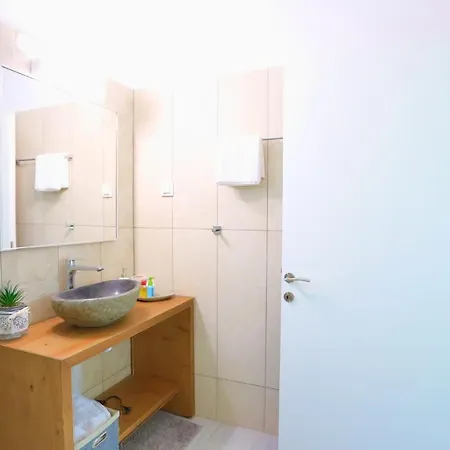 Βίλα Achilleion Forest Κυνοπιάστες