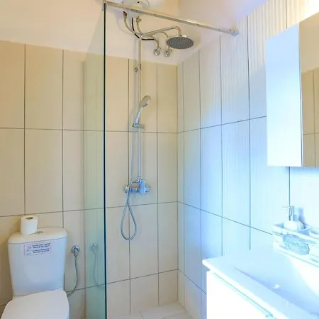 Βίλα Achilleion Forest Κυνοπιάστες