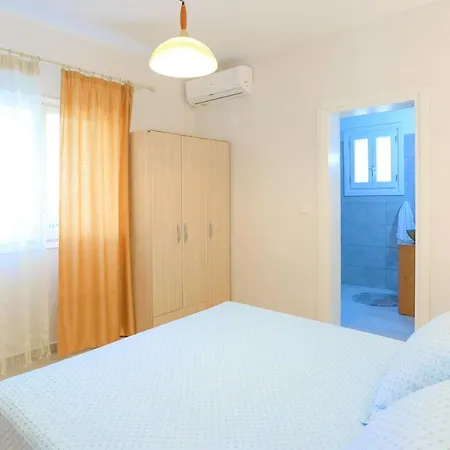 Achilleion Forest Κυνοπιάστες